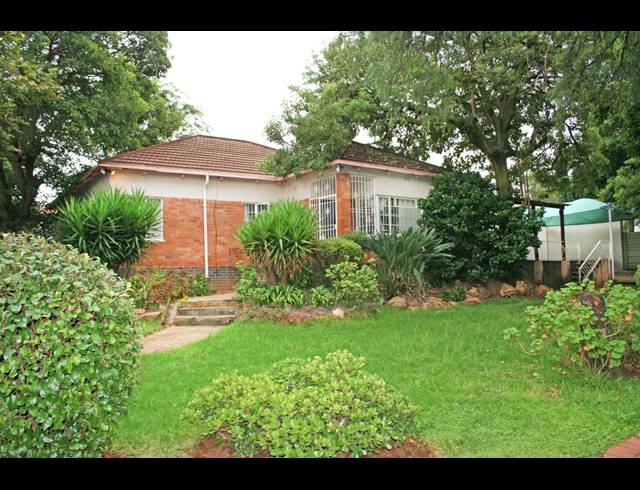 3 BEDROOM HOUSE FOR SALE IN SYDENHAM